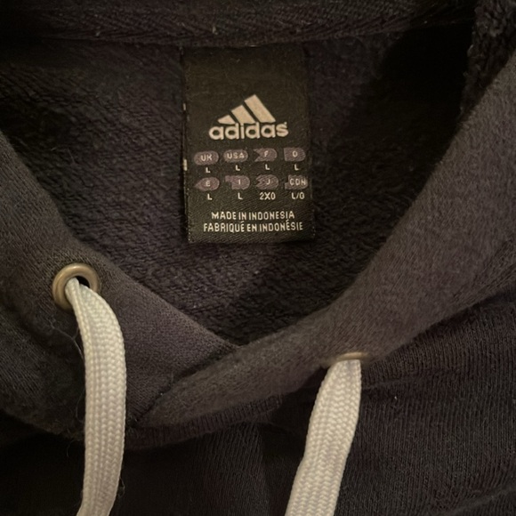 Adidas hoodie men’s large navy blue embroidered excellent condition - Picture 4 of 7